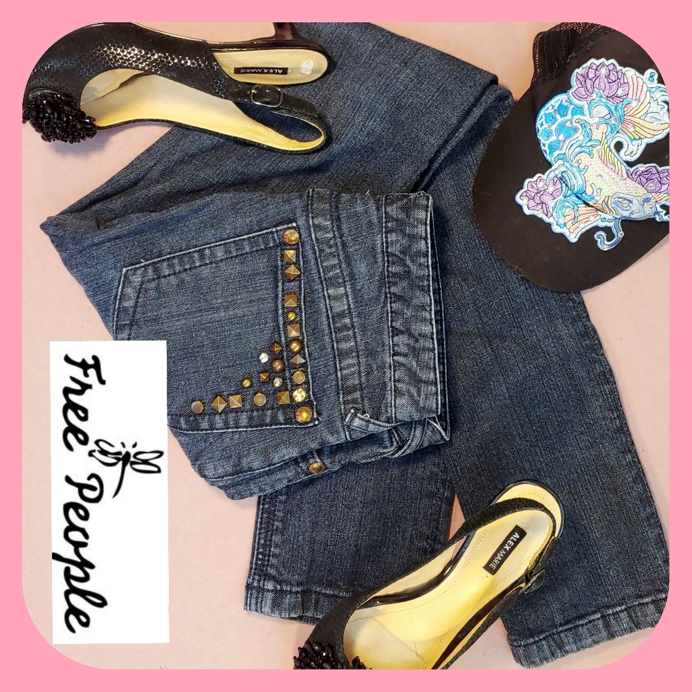 NWOT Free People Embellished Skinny Jeans